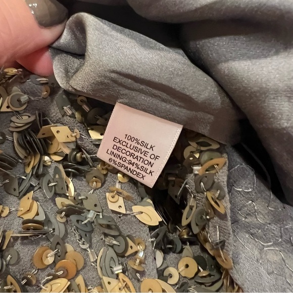 St. John Black and Gold Sequin Pencil Skirt NWT - Picture 9 of 9